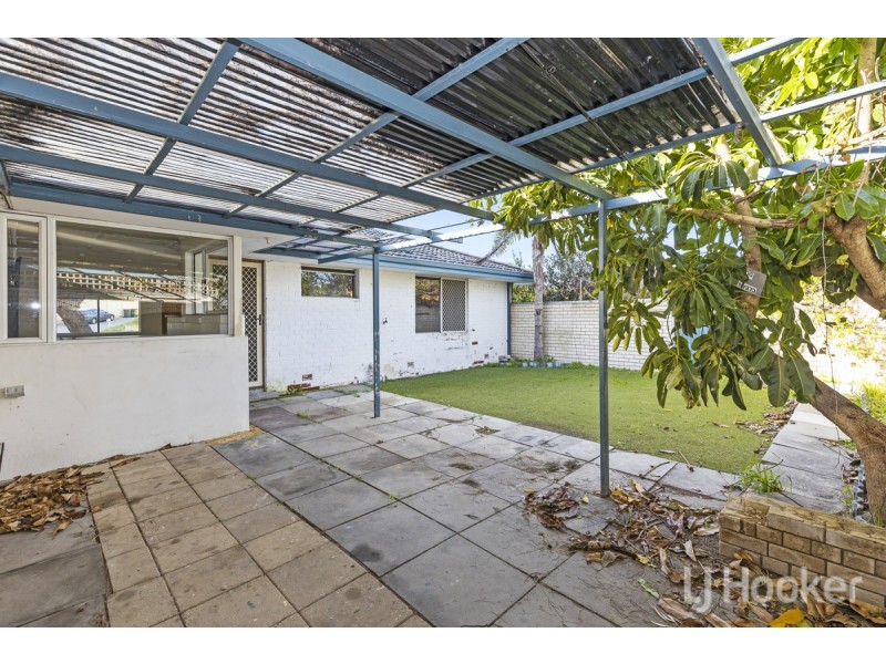 4 Shirlock Street, Two Rocks WA 6037