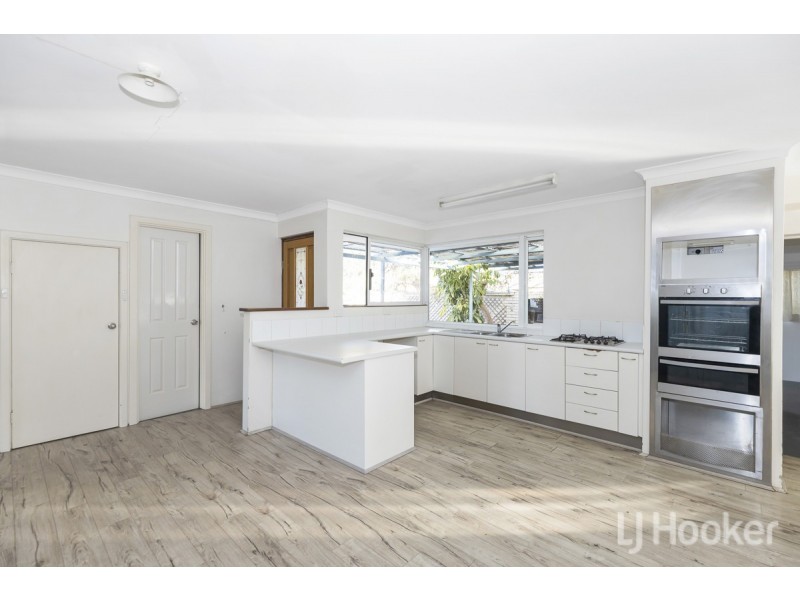 4 Shirlock Street, Two Rocks WA 6037