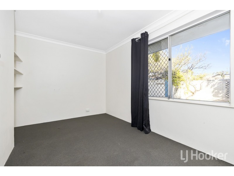 4 Shirlock Street, Two Rocks WA 6037