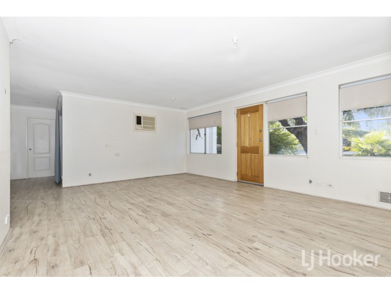 4 Shirlock Street, Two Rocks WA 6037