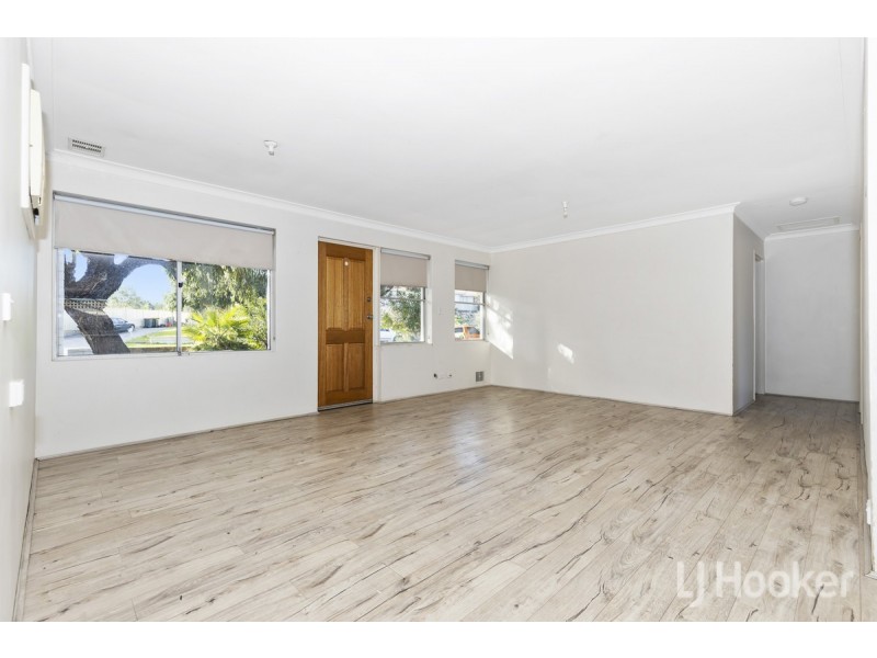 4 Shirlock Street, Two Rocks WA 6037