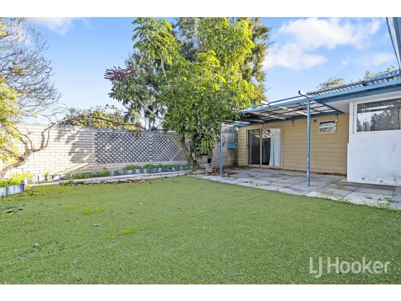 4 Shirlock Street, Two Rocks WA 6037