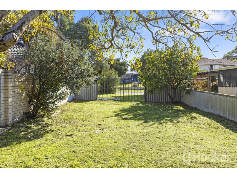 4 Shirlock Street, Two Rocks WA 6037