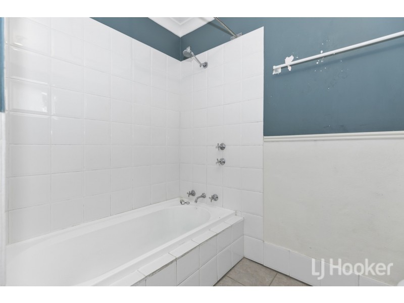 4 Shirlock Street, Two Rocks WA 6037