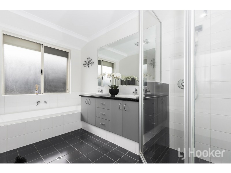 22 Newbury Way, Alkimos WA 6038