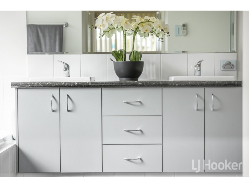 22 Newbury Way, Alkimos WA 6038