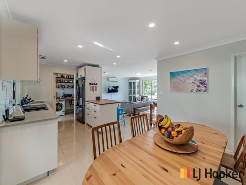 85 Moorpark Avenue, Yanchep WA 6035