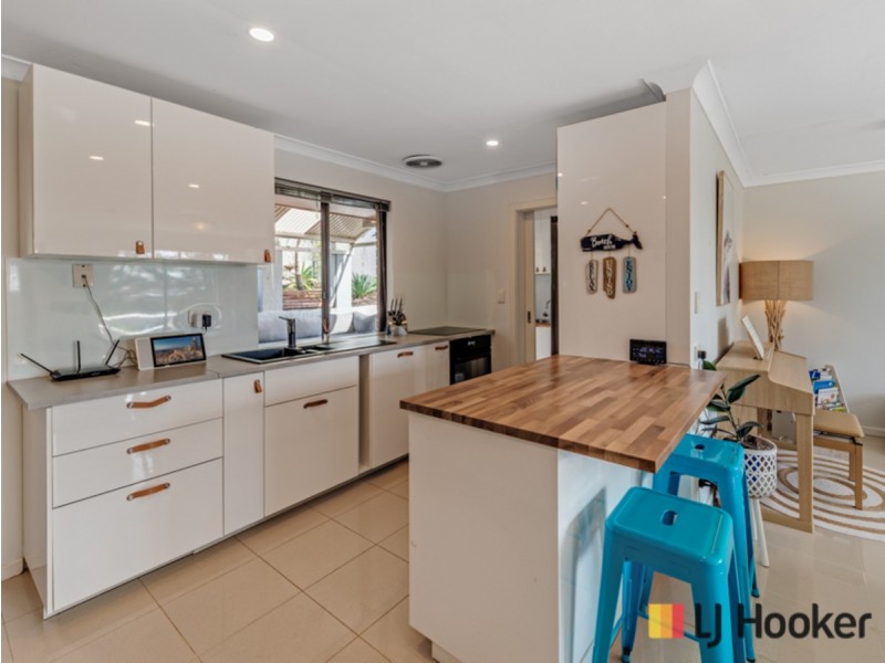 85 Moorpark Avenue, Yanchep WA 6035