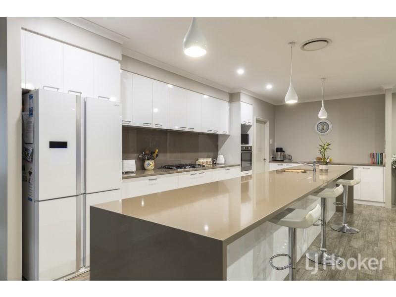 70 Parkland Drive, Yanchep WA 6035