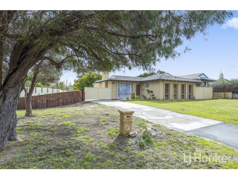 11 Mitchell Place, Two Rocks WA 6037