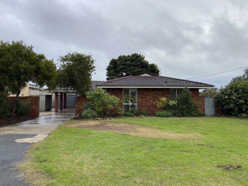 48 Blaxland Avenue, Padbury WA 6025
