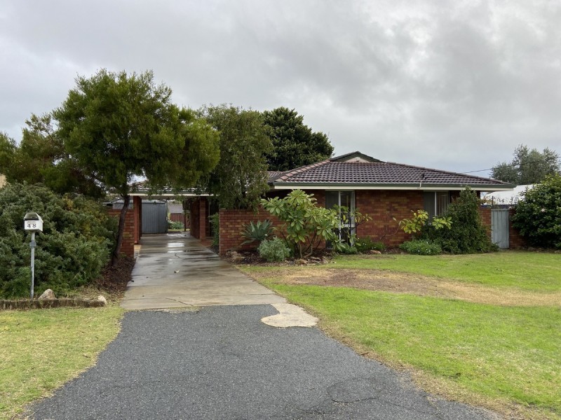 48 Blaxland Avenue, Padbury WA 6025