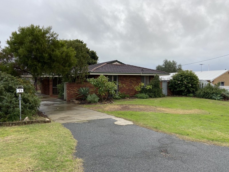 48 Blaxland Avenue, Padbury WA 6025