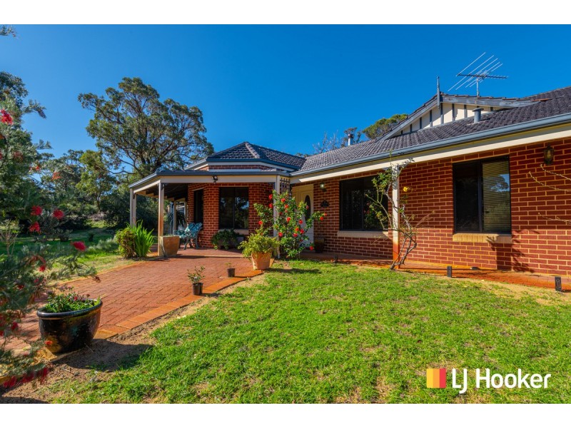 28 Birdsong Gate, Two Rocks WA 6037