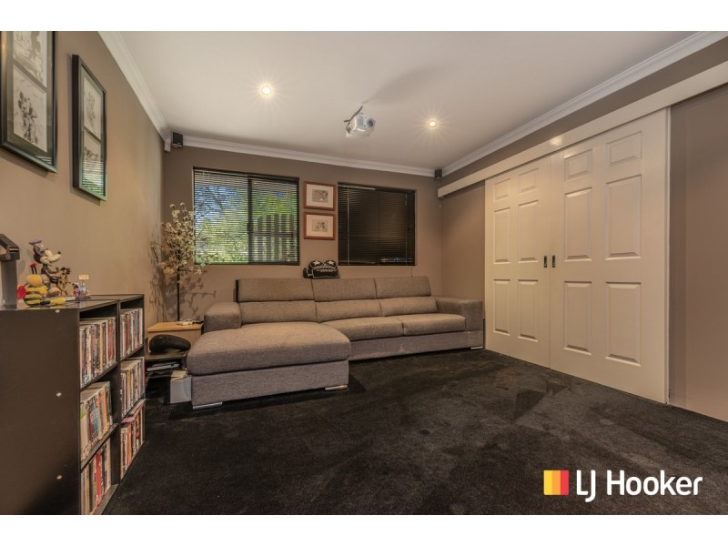 28 Birdsong Gate, Two Rocks WA 6037