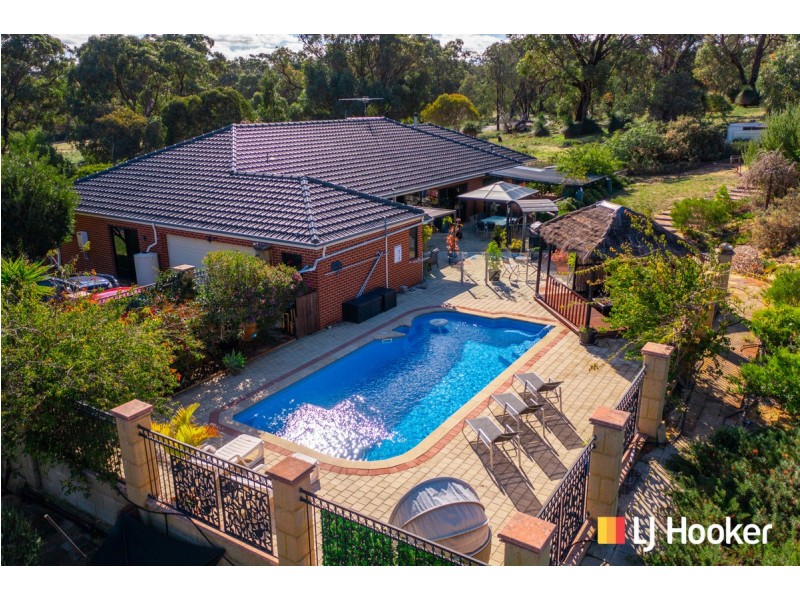 28 Birdsong Gate, Two Rocks WA 6037
