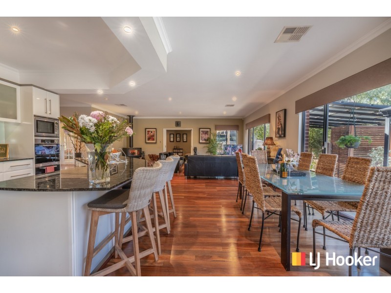 28 Birdsong Gate, Two Rocks WA 6037