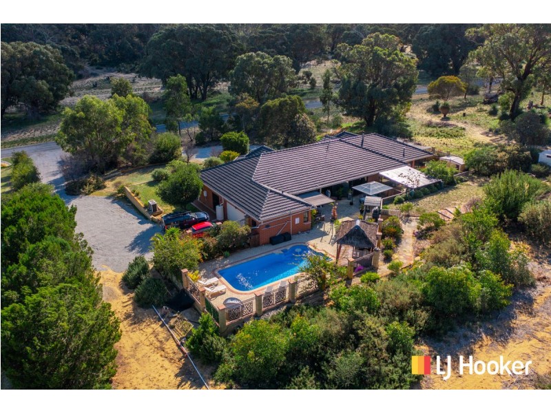 28 Birdsong Gate, Two Rocks WA 6037