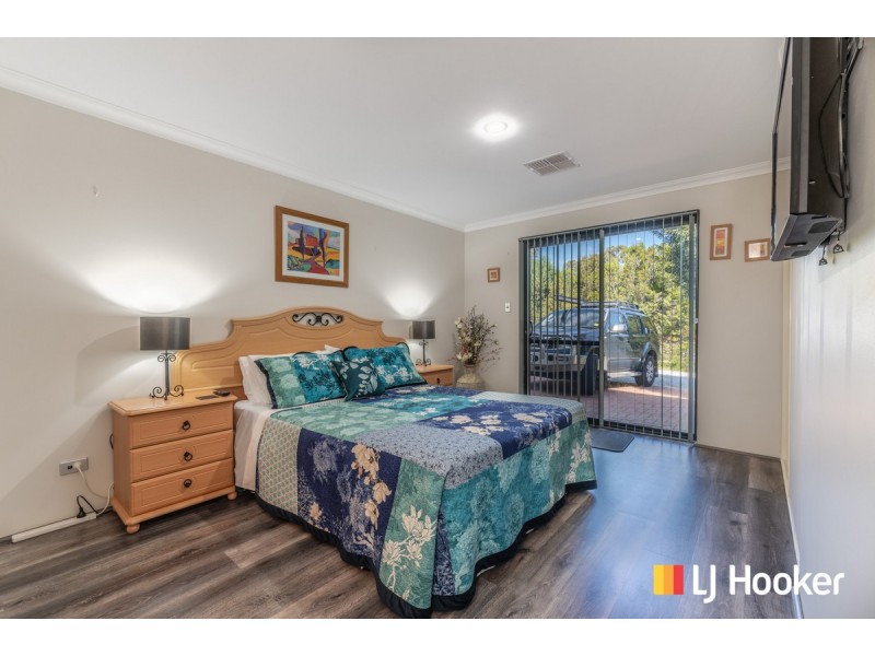 28 Birdsong Gate, Two Rocks WA 6037