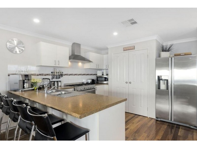 31 Seadrift Street, Yanchep WA 6035