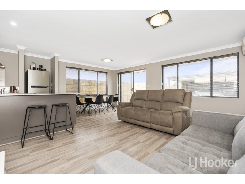 70 Skysail Avenue, Alkimos WA 6038