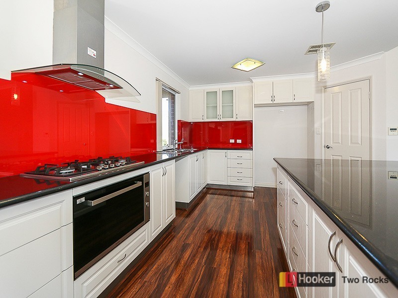 23 Mullins Way, Yanchep WA 6035