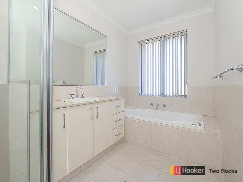 23 Mullins Way, Yanchep WA 6035