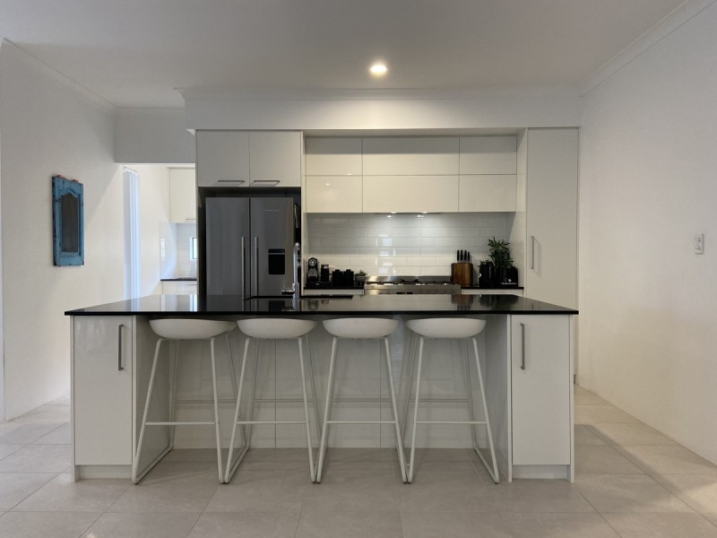 16 Strand Way, Yanchep WA 6035