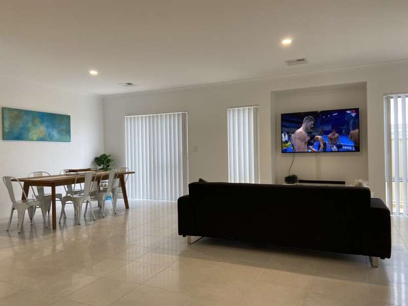 16 Strand Way, Yanchep WA 6035