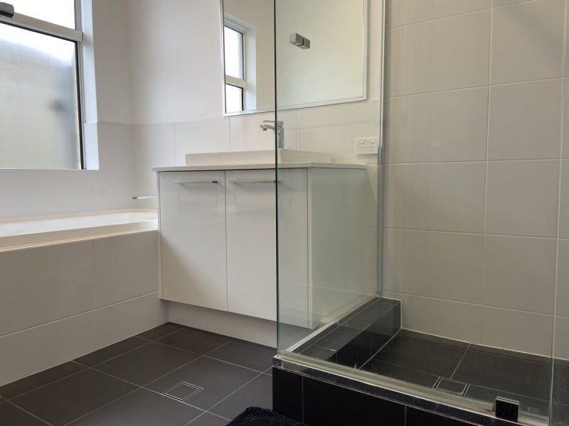 16 Strand Way, Yanchep WA 6035