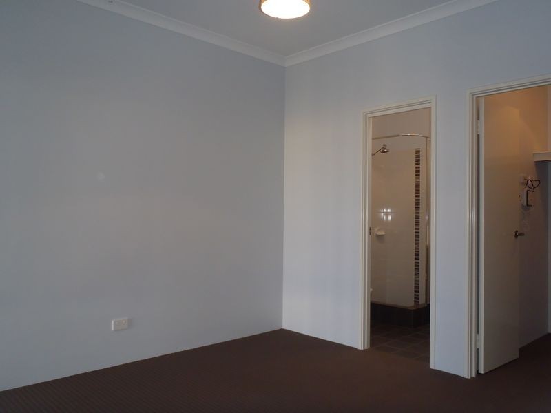 61 Randstone Parade, Butler WA 6036