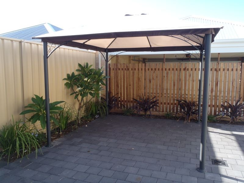 61 Randstone Parade, Butler WA 6036