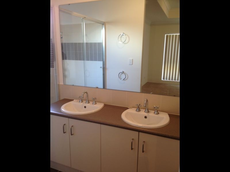 9 Windy Lane, Yanchep WA 6035