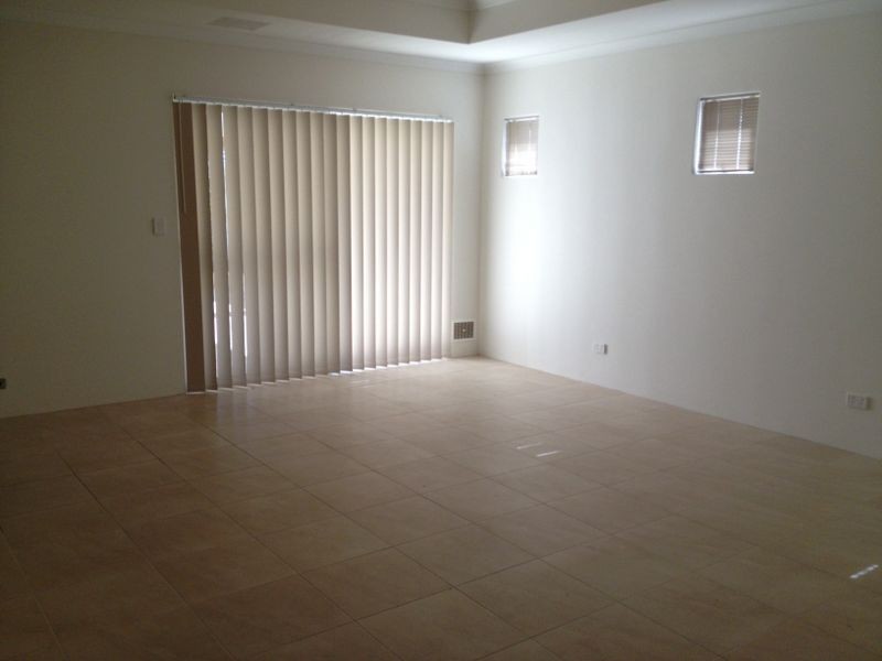 9 Windy Lane, Yanchep WA 6035