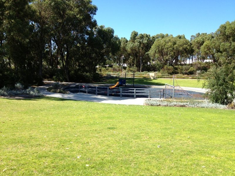 9 Windy Lane, Yanchep WA 6035