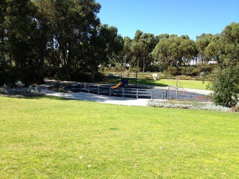 9 Windy Lane, Yanchep WA 6035