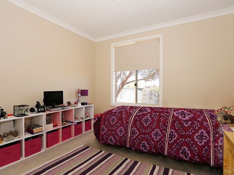 8 Atlanta Drive, Two Rocks WA 6037