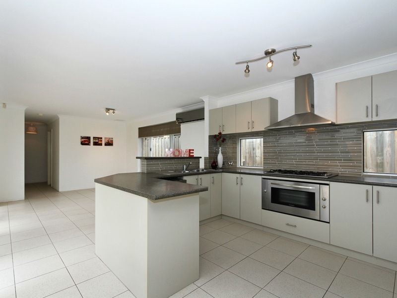 60 Seaside Avenue, Yanchep WA 6035