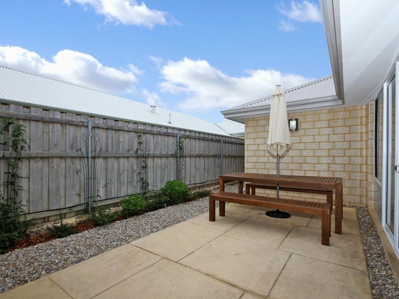 60 Seaside Avenue, Yanchep WA 6035