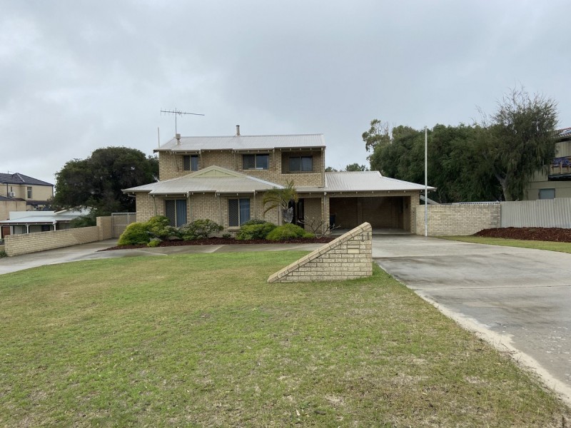 11 Springhill Place, Two Rocks WA 6037