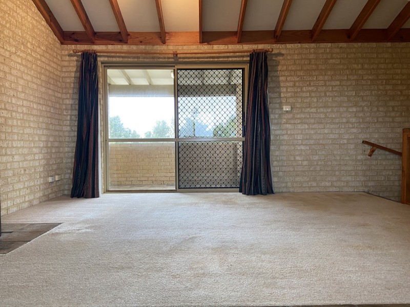 11 Springhill Place, Two Rocks WA 6037