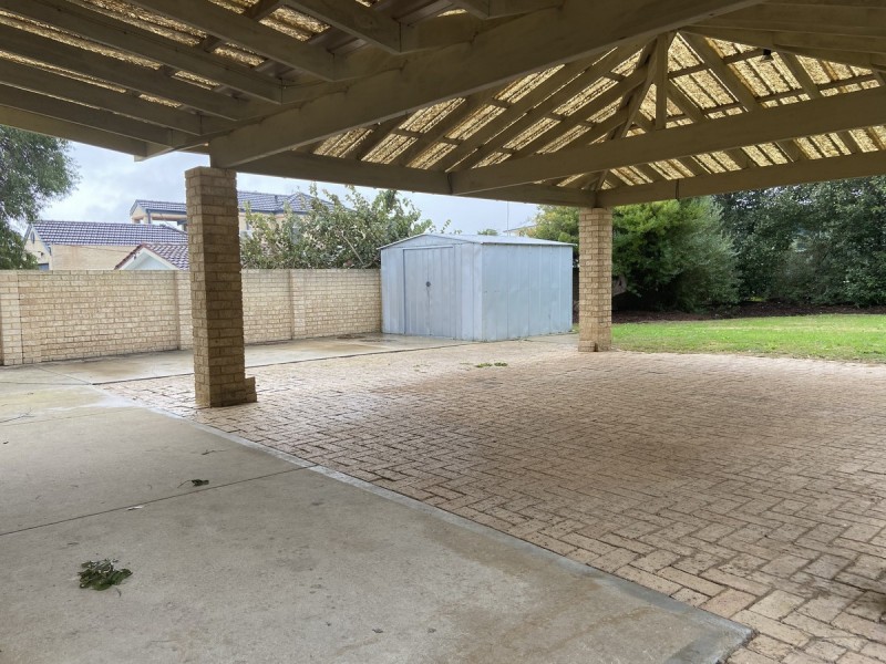 11 Springhill Place, Two Rocks WA 6037