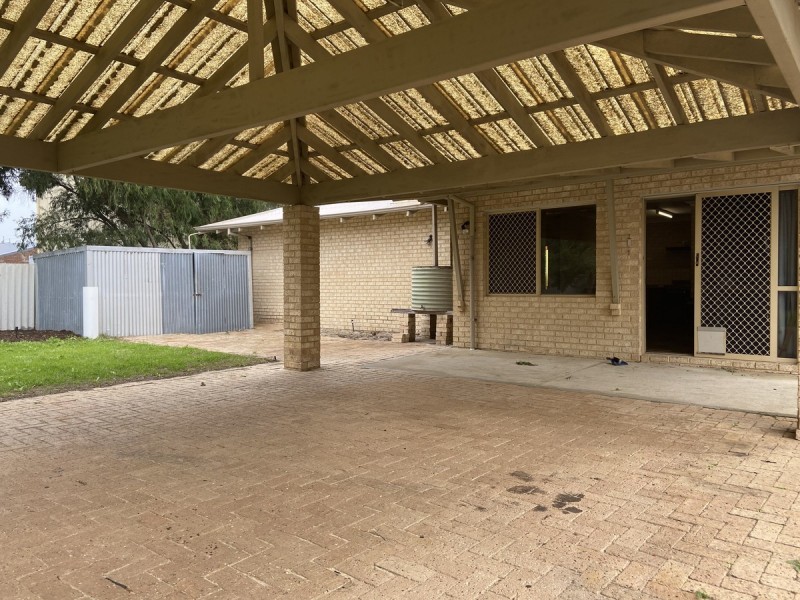 11 Springhill Place, Two Rocks WA 6037