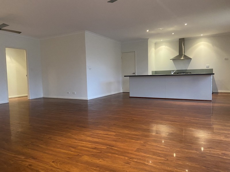 72 Blackwood Meander, Yanchep WA 6035