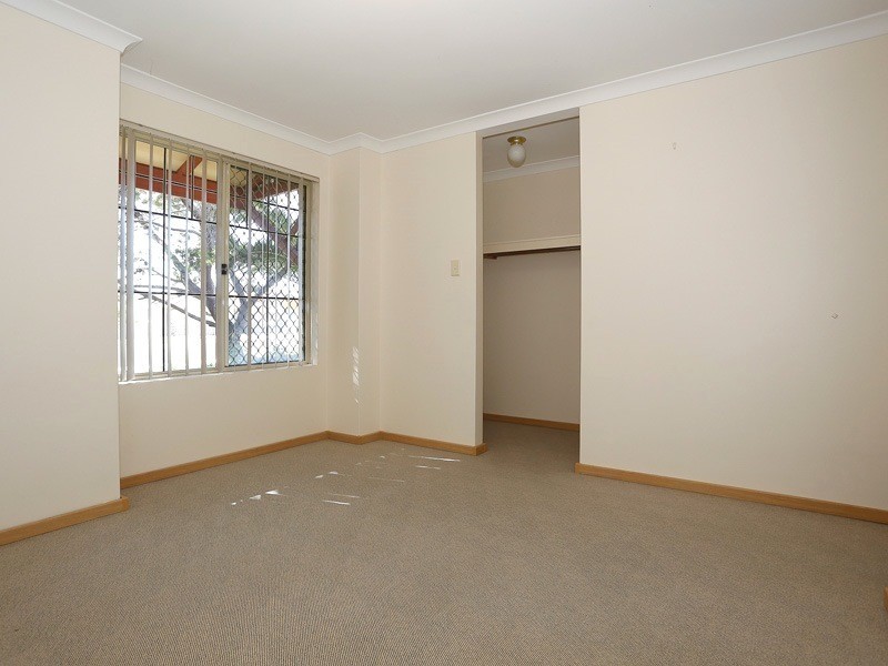 51 Whitfield Drive, Two Rocks WA 6037