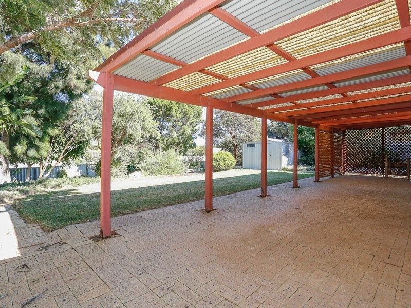 51 Whitfield Drive, Two Rocks WA 6037