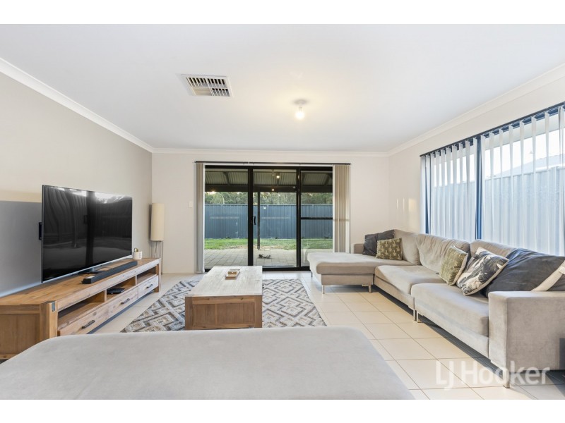 4 Welford Way, Yanchep WA 6035
