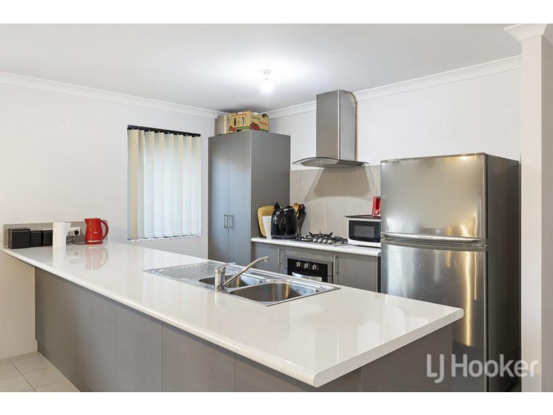 4 Welford Way, Yanchep WA 6035