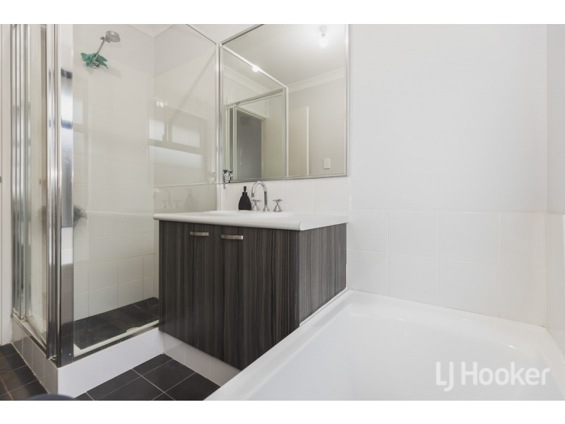 4 Welford Way, Yanchep WA 6035