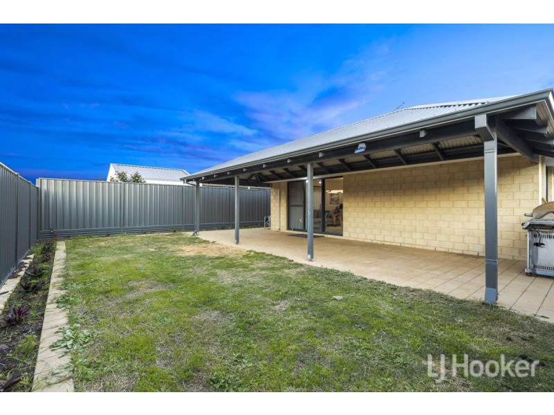 4 Welford Way, Yanchep WA 6035